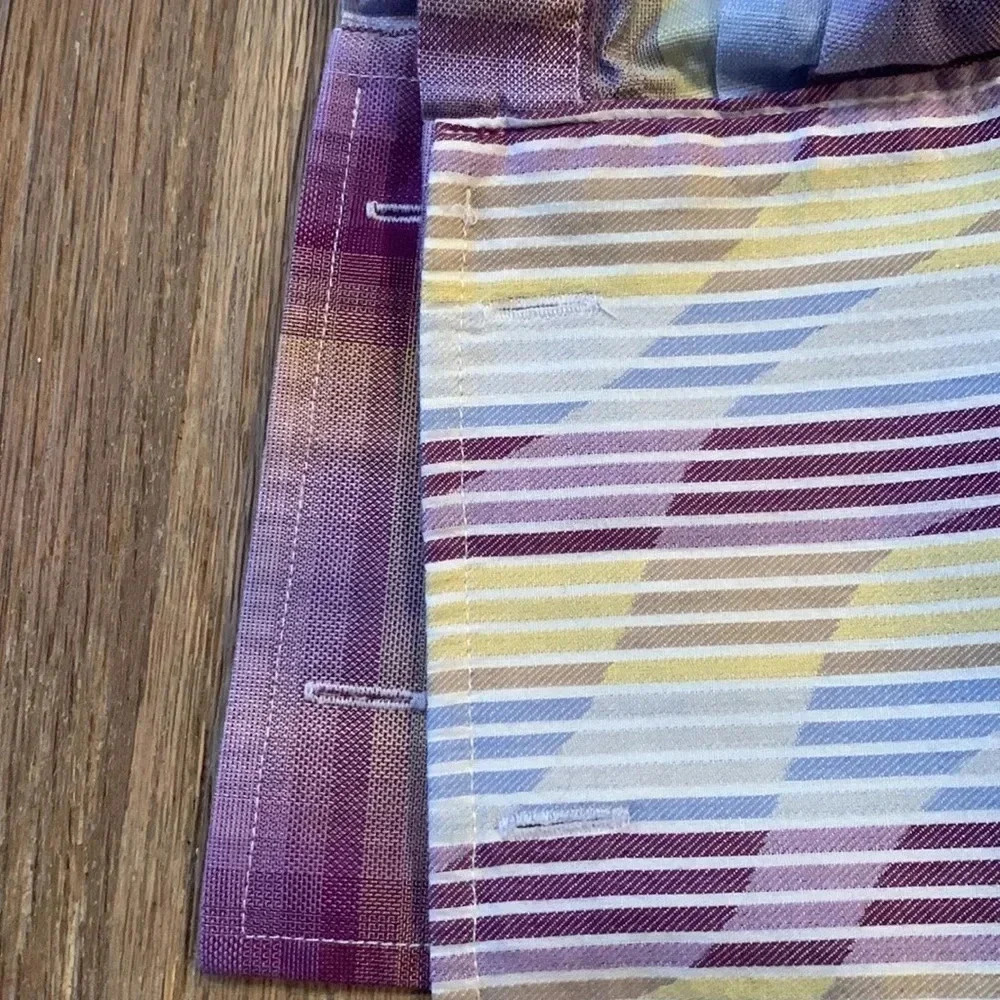 Bugatchi uowo button down size Medium - image 10